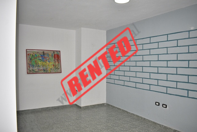 Office space for rent near Pallateve Agmimi in Tirana, Albania.
It is situated on the ground floor,